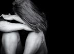 Przestępstwa seksualne: Ofiara nie może czekać na przesłuchanie