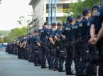 KSP: Podczas legitymowania policjant ma dostać dokument do ręki