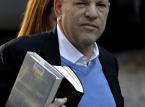 Weinstein stawił się na policji, usłyszy zarzuty m.in. gwałtu