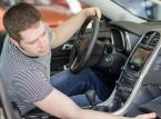 Używane auto? Cudów w motoryzacji nie ma, tylko mniej lub bardziej cofnięte liczniki